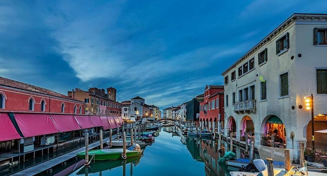 La Famiglia Tripla Hotel Ca Bianca Luaran gambar